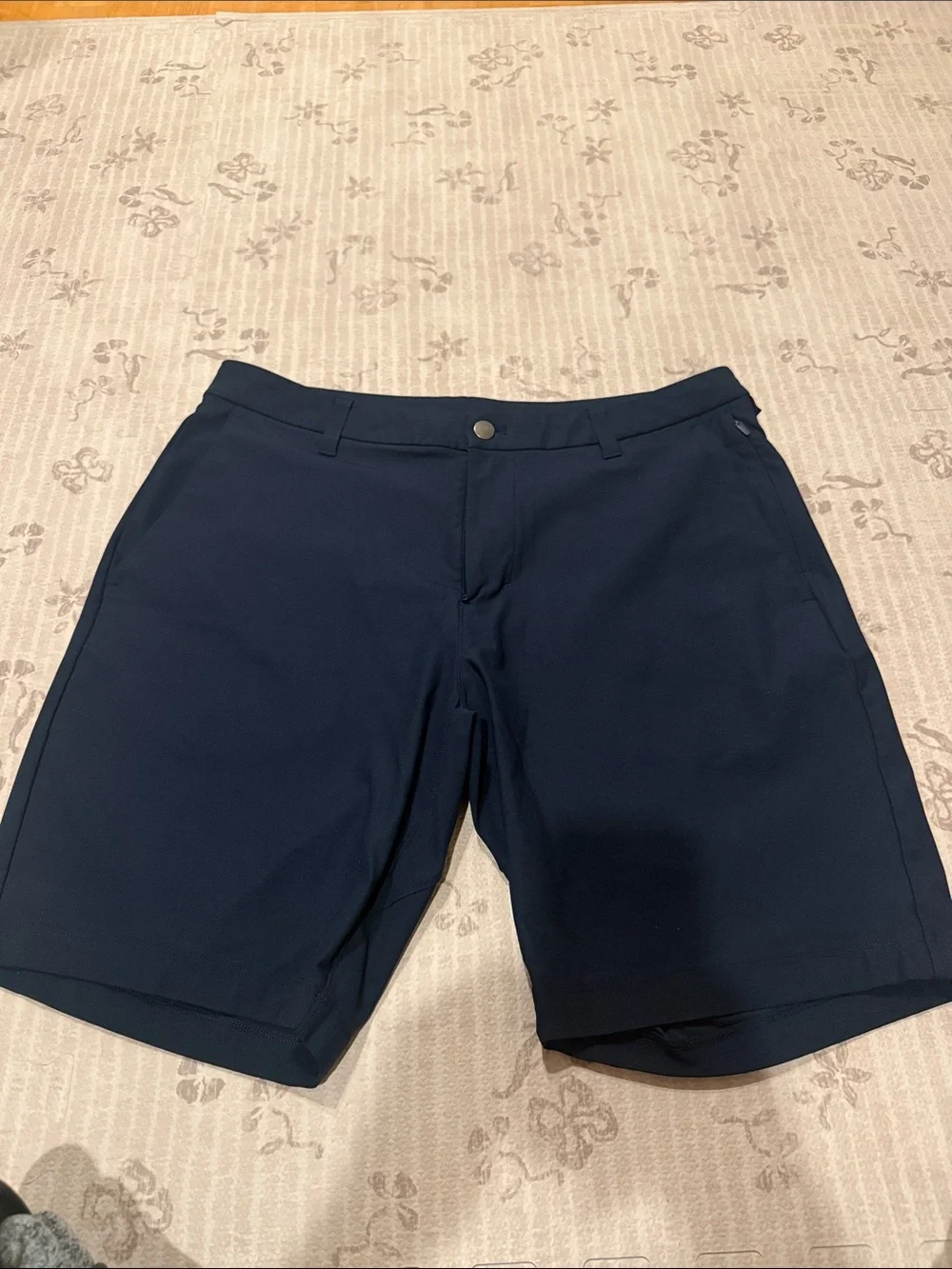 lululemon athletica Men's Dark Navy Flat-Front Performance Shorts